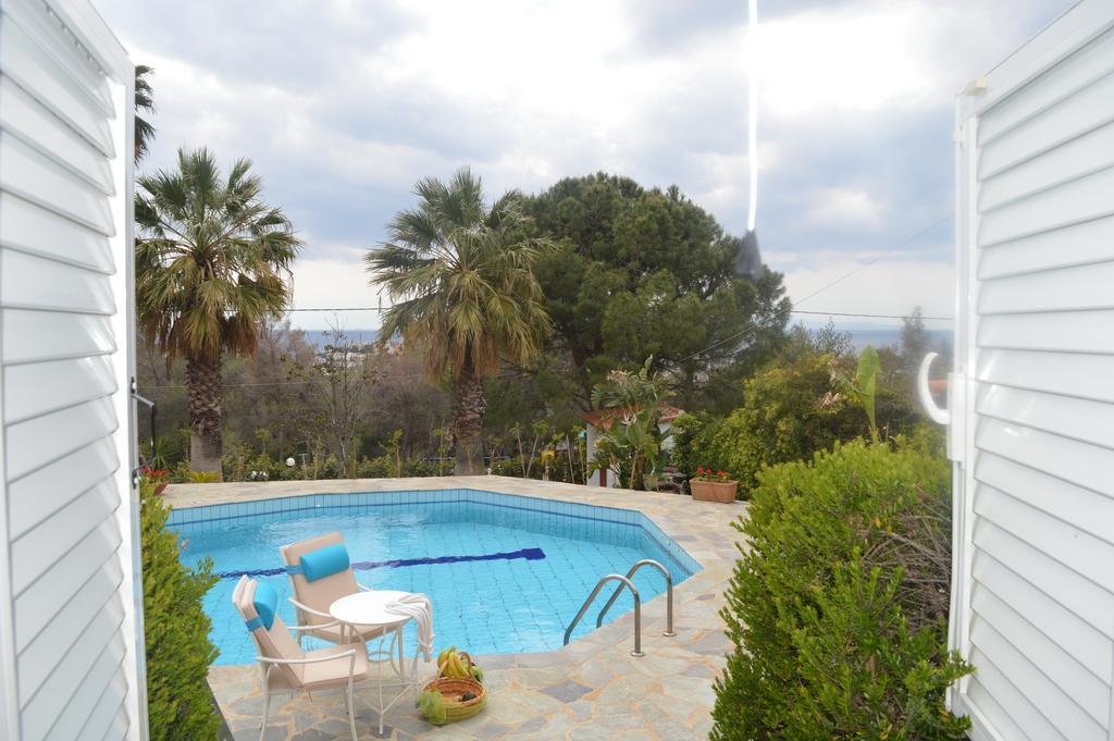 Villa Suites Lagonisi Luxury Exteriör bild
