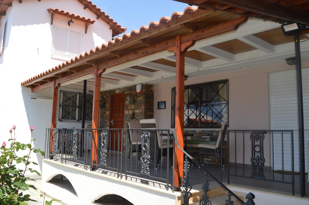 Villa Suites Lagonisi Luxury Exteriör bild